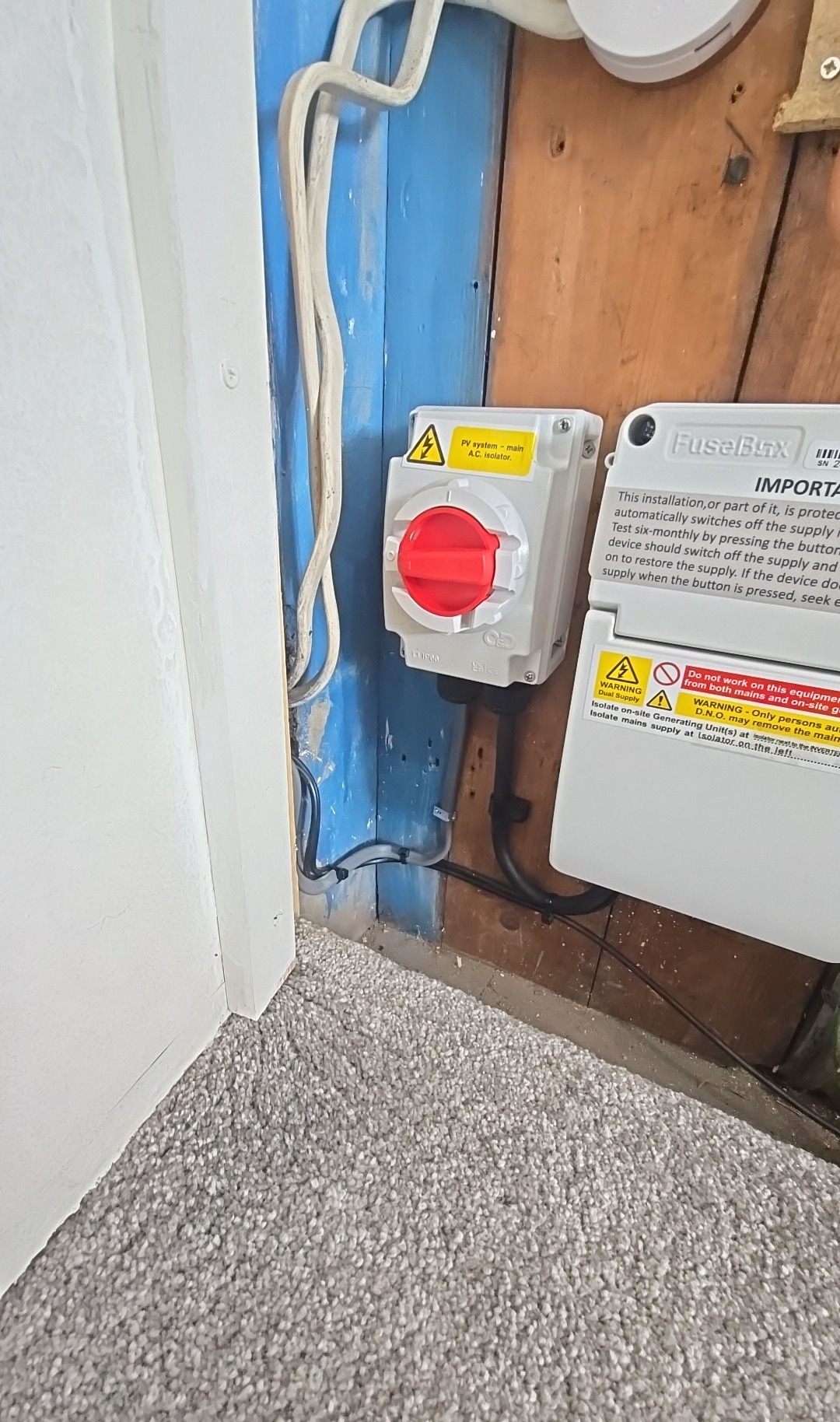 Solar isolator
