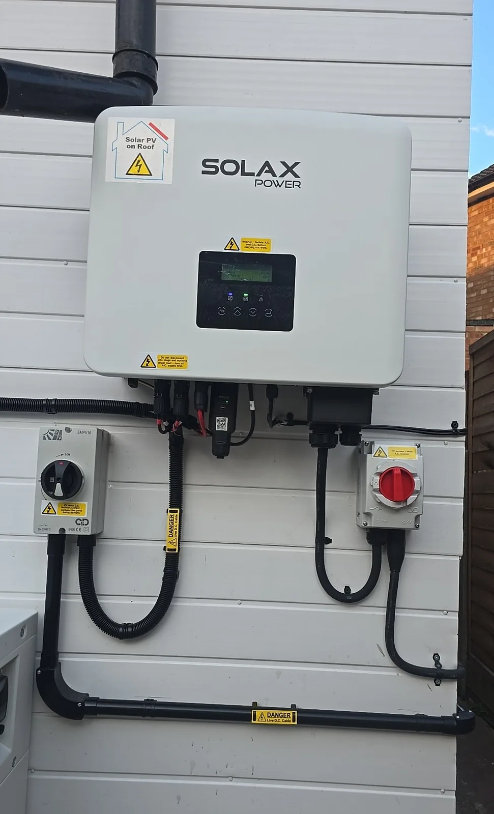 Solar fusebox protection